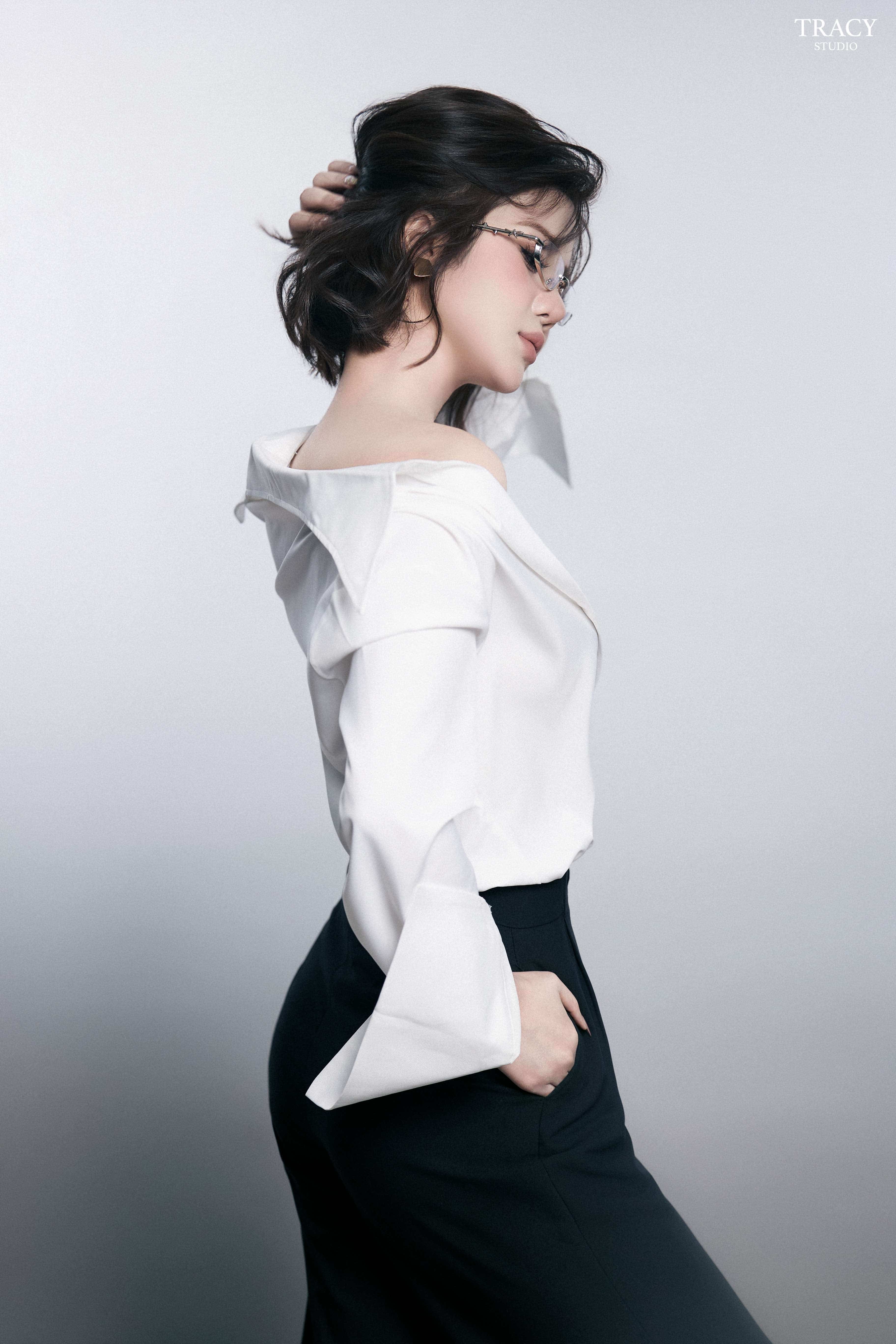 frontend/img/gallery/concept-basic/tracy-studio-chup-so-mi-trang-basic(12).jpg