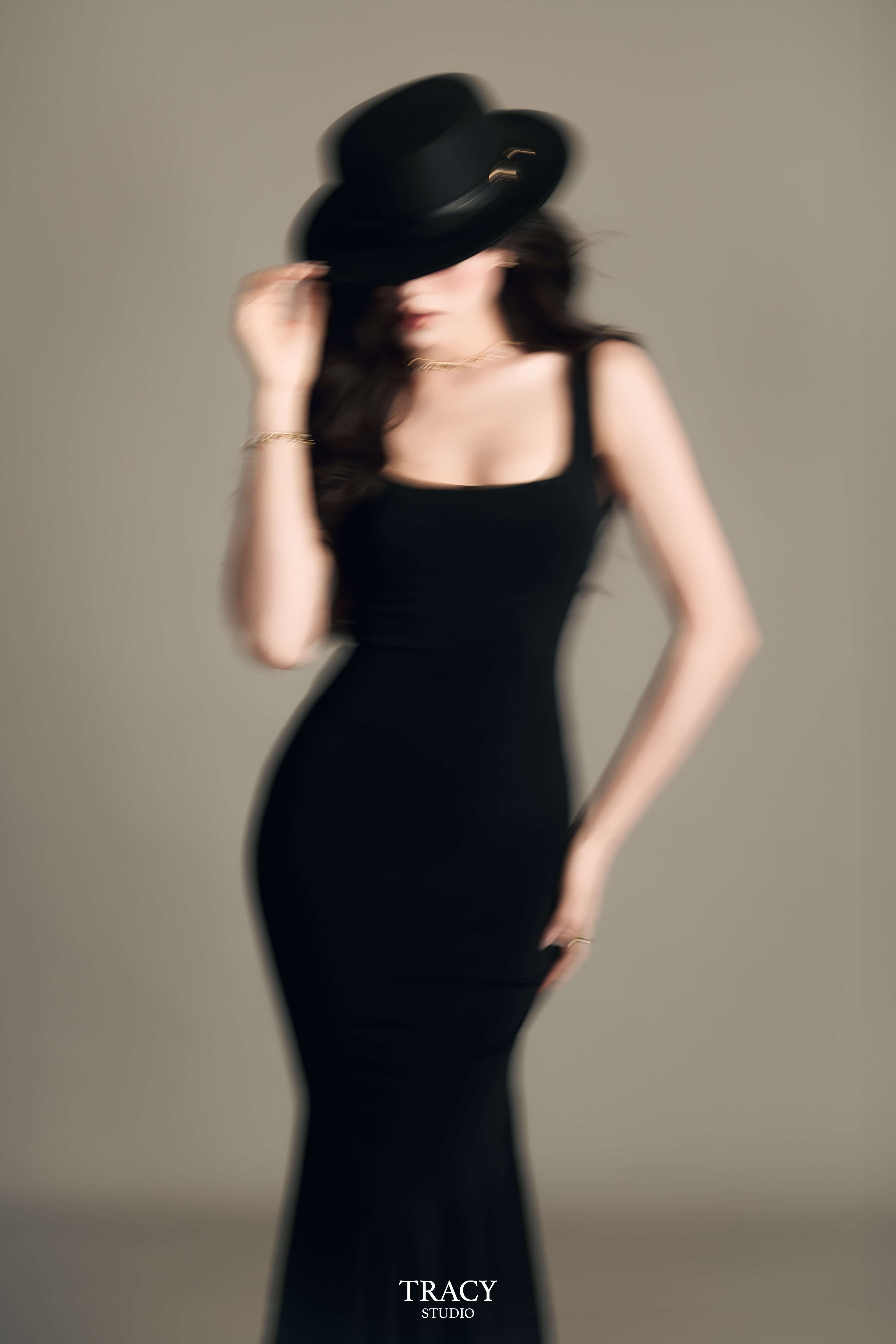 tracy studio chụp concept celine slay