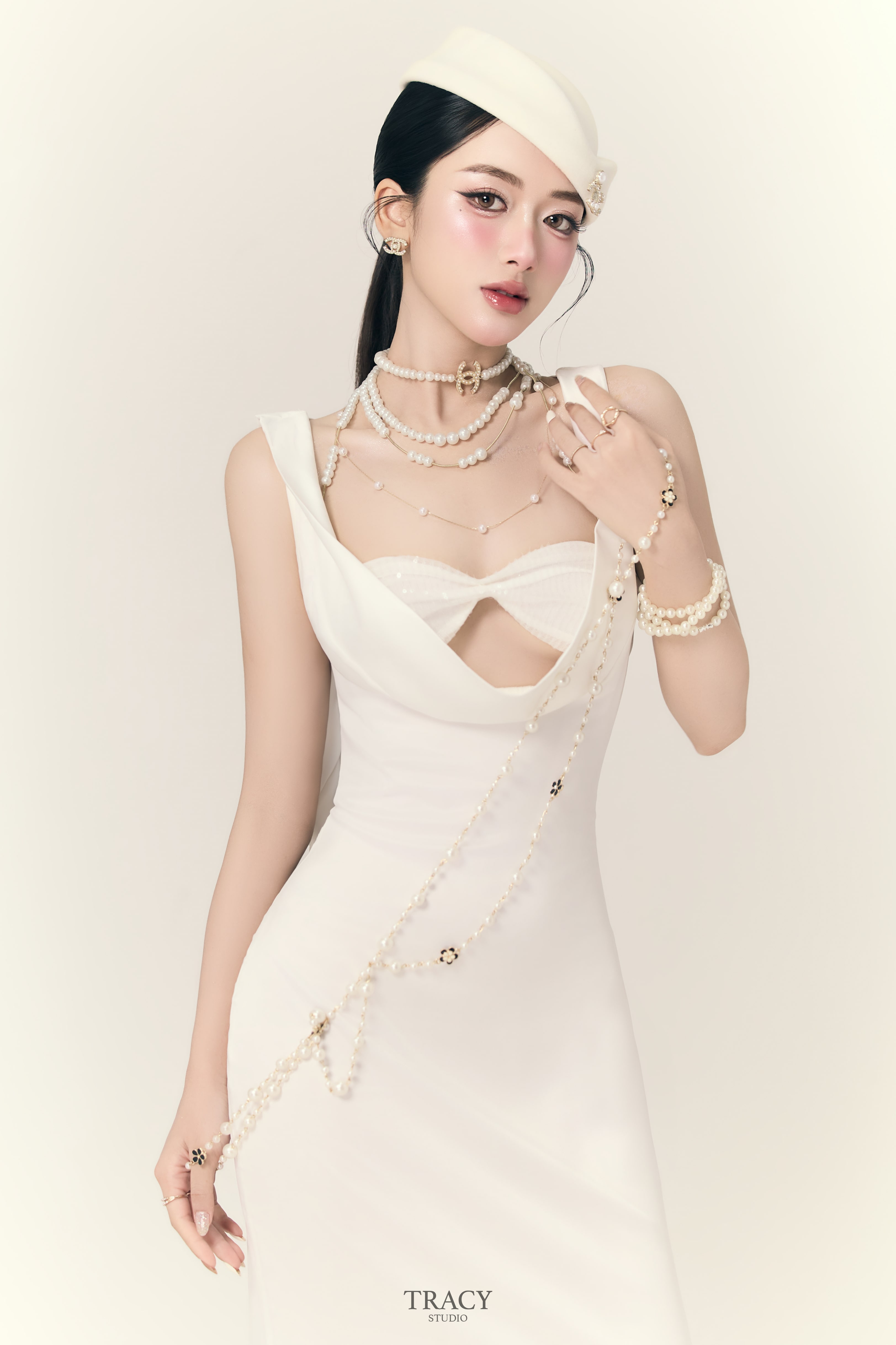 tracy studio chụp concept slay thuong