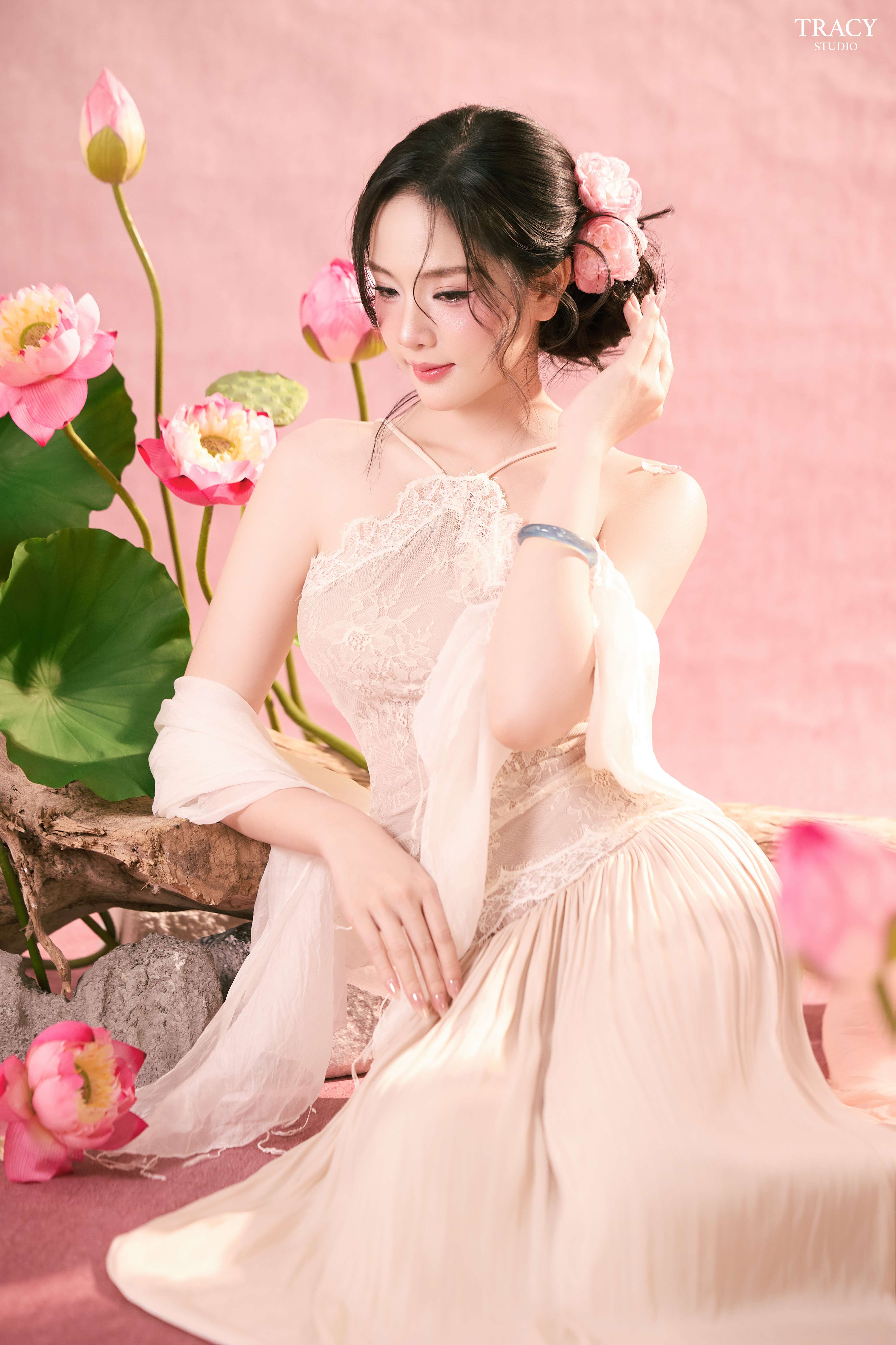 tracy studio chụp concept sen